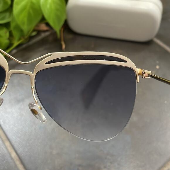 Marc Jacobs Gold Metal Gradient Pilot 61mm Sunglasses - Picture 7 of 10